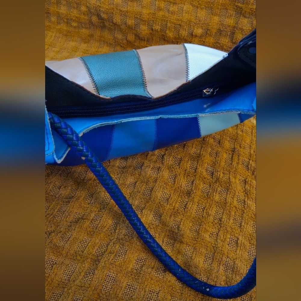 Solongon Blue, Green, Tan, & Cream Striped Women's Shoulder Bag - Picture 7 of 13